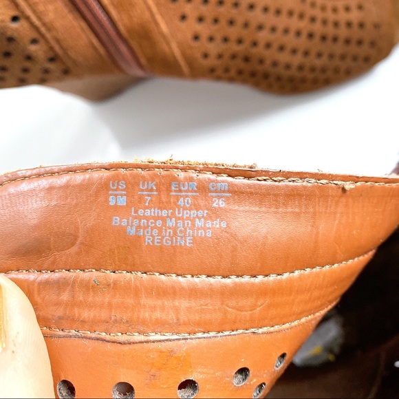 🍂 CARLOS SANTANA SUEDE LEATHER PERFORATED OPEN TOE WEDGE BOOTIES! - Picture 7 of 14